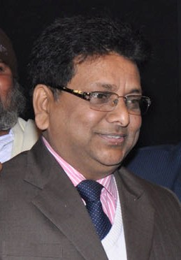 लेखक किशोर श्रीवास्तव का व्यक्तित्व KISHORE SRIVASTAVA