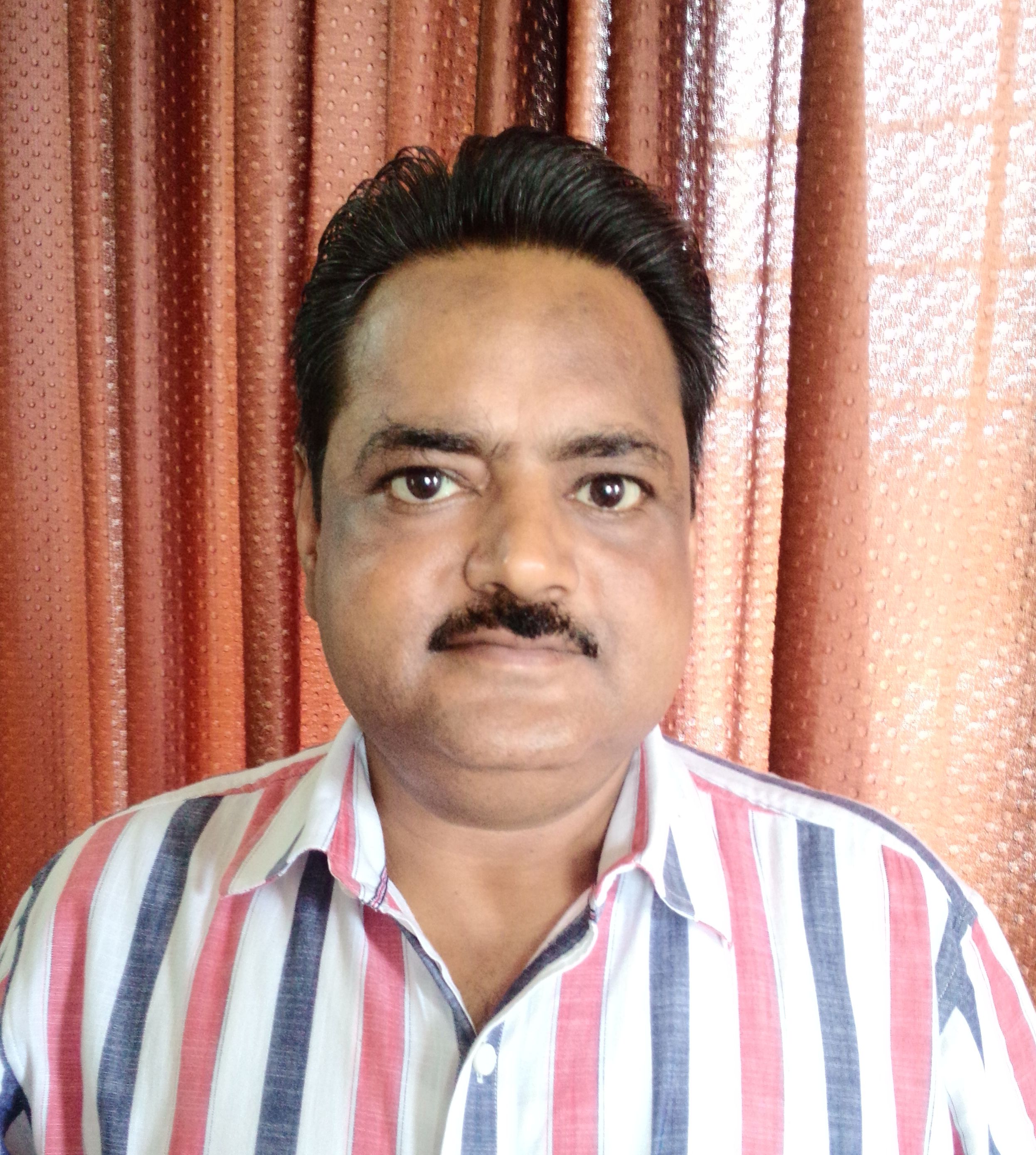 रामानुज अस्थाना  